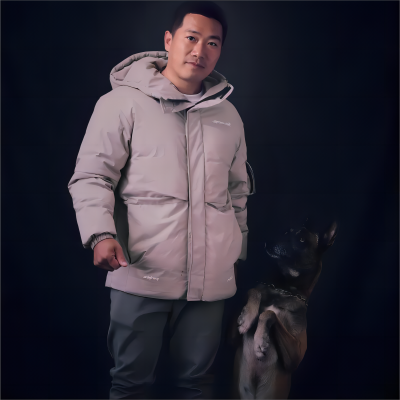李一龙