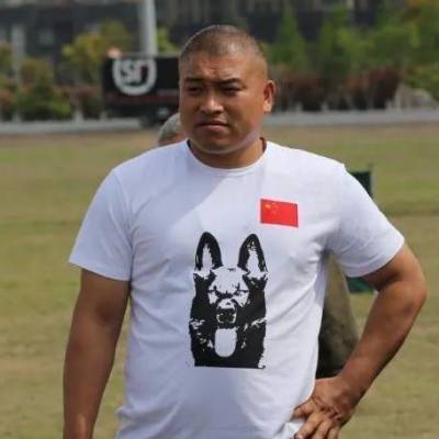 孙文龙.jpg 孙文龙.jpg