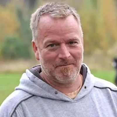 洛尔·申思丹.jpg 洛尔·申思丹.jpg