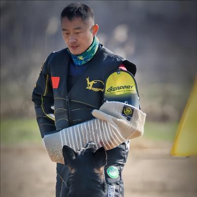 张浩(2).jpg 张浩(2).jpg